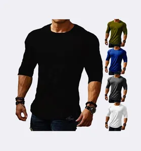 Lässiges, eng anliegendes Herren-T-Shirt mit 3/4-Ärmeln in verschiedenen Farben