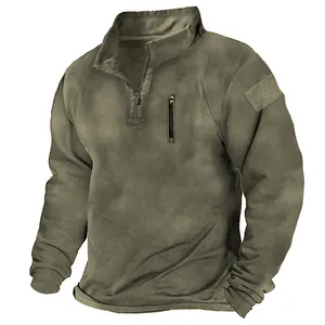 Vue détaillée du sweat-shirt tactique vert olive avec quart de zip et poche poitrine zippée