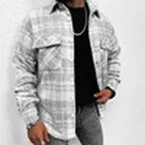 Camisa casual de manga larga a cuadros para hombre con bolsillos de parche y botones