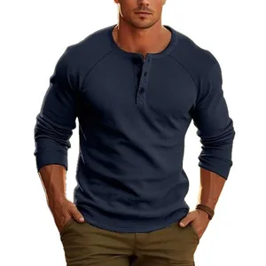 Herren Langarm Henley-T-Shirt in Marineblau mit Knopfleiste und Raglanärmeln für den Alltag