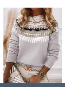 Elegante maglione da donna grigio in maglia con motivo jacquard geometrico colorato