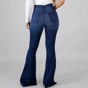 Vaqueros acampanados elásticos azul oscuro de talle alto mostrados desde la vista posterior