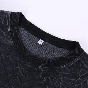Sweat-shirt col rond effet neige délavé avec texture plissée épaisse et détails