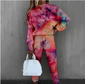 Ζωντανό σετ loungewear tie-dye με ψηλή λαιμόκοψη και αφηρημένα πορτοκαλί και ροζ σχέδια