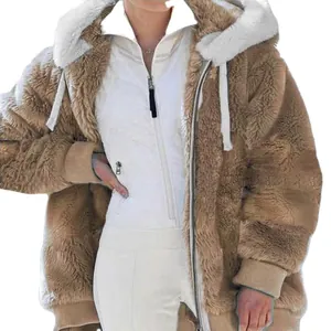 Giacca con cappuccio in peluche color cammello con cerniera e fodera bianca per l'inverno