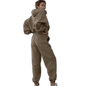 Bruine tweedelige loungewear set voor dames met hoodie en joggingbroek