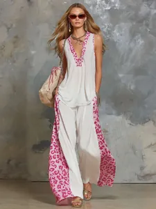 Fashionable summer two-piece set with white fabric and pink leopard print accents