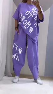 Stylisches lilafarbenes Oversized-Set mit Buchstabendruck für Damen, zweiteiliger Sportanzug