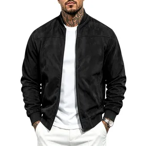 Vue de face de la veste bomber en daim noir avec poignets et ourlet côtelés