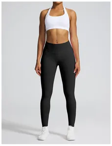 Detail der schwarzen nahtlosen Yoga-Leggings mit hoher Taille zur Bauchkontrolle