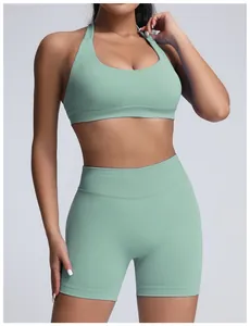 Detailed view of the seamless fabric and high-waisted design of mint yoga set