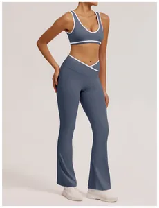Zweiteiliges Yoga-Set mit Crossover-Schlaghose und Sport-BH mit Kontrastbesatz für Damen