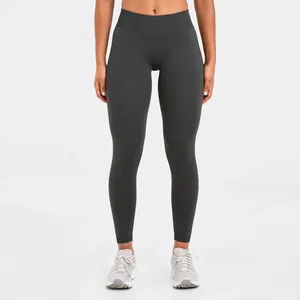 Detaillierte Vorderansicht der nahtlosen anthrazitfarbenen Yoga-Leggings für Damen