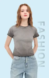 T-shirt crop top lavata vintage con sfumatura antracite da donna vestibilità slim fit