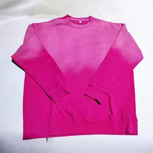 Pink ombre oversized crewneck sweatshirt with heavy French terry and washed effect.