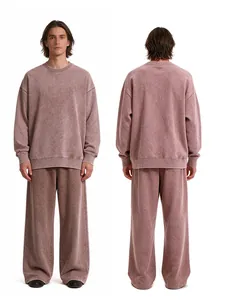 Set tuta oversize vintage lavata con felpa girocollo e pantaloni a gamba larga