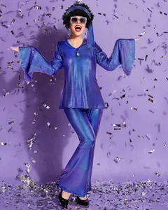Completo disco anni '70 da donna con top blu metallizzato e pantaloni a campana