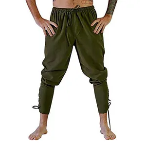 Vista dettagliata dei pantaloni da pirata medievali verde oliva da uomo con lacci alle caviglie