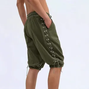 Pantaloncini stile pirata vichingo medievale uomo verde oliva con lacci laterali