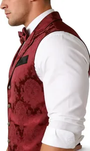 Gros plan d'un gilet jacquard gothique bordeaux pour hommes avec nœud papillon