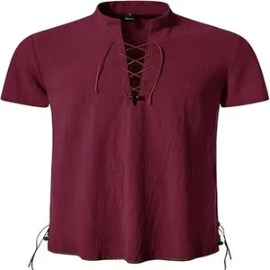 Vista frontale dettagliata camicia bordeaux maniche corte Henley con lacci e coulisse laterali