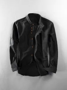 Camicia casual nera da uomo con collo alla coreana e bottoni marroni vintage
