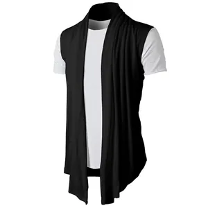 Vista dettagliata di un cardigan nero senza maniche da uomo con apertura frontale drappeggiata