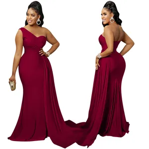 Elegante vestido de noche burdeos de un solo hombro, largo hasta el suelo con gran cola