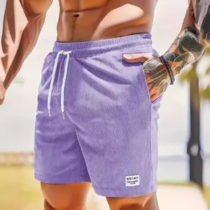 Stilvolle lila Cord-Shorts für Herren mit verstellbarem Kordelzug und praktischen Seitentaschen