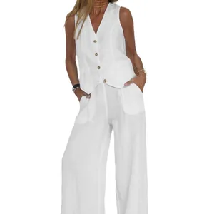 Elegantes weißes Damen Leinen Weste und weite Hose Set für den sommerlichen Mode-Look