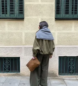 Veste aviateur vert olive tendance avec manches chauve-souris pour femme style urbain
