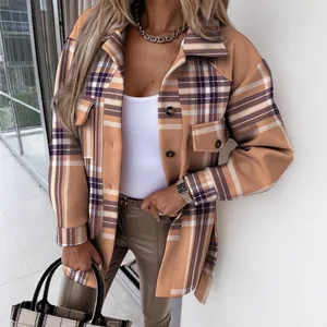 Stilvoller braun karierter Wollmantel mit Gürtel für Damen, ideal für Herbst und Winter