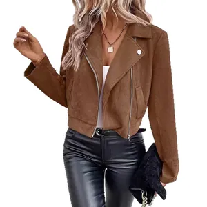 Stylische braune Damen-Bikerjacke aus Wildlederimitat mit Reißverschluss und Revers