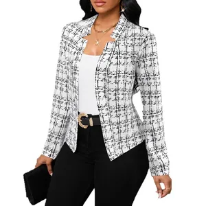 Professioneller weiß-schwarzer Slim-Fit-Blazer mit Karomuster für Damen im Büro-Stil