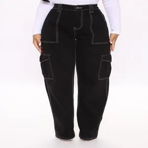 Damen Jeans in Übergröße mit hoher Taille, Cargo-Stil und Kontrastnähten in Schwarz