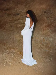 Robe Maxi pour Femmes Col Bénitier au Dos Manches Longues Dos Nu Plissé Bodycon Élégante Slim Fit Soirée Fête Formelle