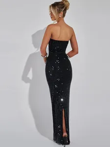 Elegantes schwarzes trägerloses Maxikleid mit Pailletten und Rückenschlitz für Partys