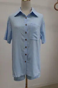Light blue short-sleeved single-breasted shirt and shorts set for women in loose fit