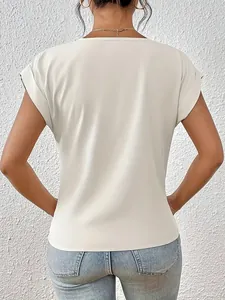 Detaillierte Rückansicht eines eleganten einfarbigen Kurzarm-T-Shirts für Damen in Off-White