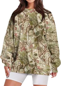 Felpa oversize da donna con stampa mimetica realistica di foglie d'acero in dettaglio