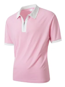 Herren Polohemd in Rosa mit weißem Kragen, Reißverschluss und kurzen Ärmeln.