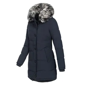Vista laterale di un parka invernale blu navy da donna con cappuccio in ecopelliccia.