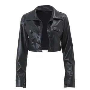 Veste courte chic en similicuir noir avec col à revers et boutonnage devant