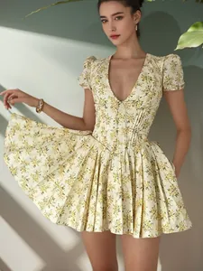 Women French Retro Floral V-Neck Puff Sleeve Mini Dress Slim Fit Puffy Skirt Summer Short Sleeve Printed Dress For Vacation