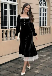 Elegante abito midi in velluto nero stile francese Hepburn con dettagli in pizzo