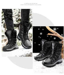 Gros plan de bottes de neige noires robustes et fourrées dans un paysage d'hiver enneigé