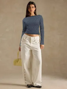 Women's chic navy and white striped boat neck long sleeve T-shirt for autumn fashion