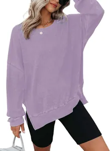 Detailweergave van paars wafelgebreid sweatshirt met lange mouwen en zijsplit voor dames