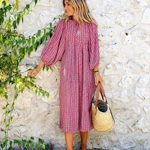 Boho Midikleid mit rot-weißem geometrischem Muster, Puffärmeln und Schlüssellochausschnitt