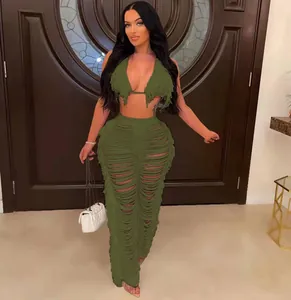 Ensemble bikini sexy à franges vert et pantalon de plage en tricot ajouré.